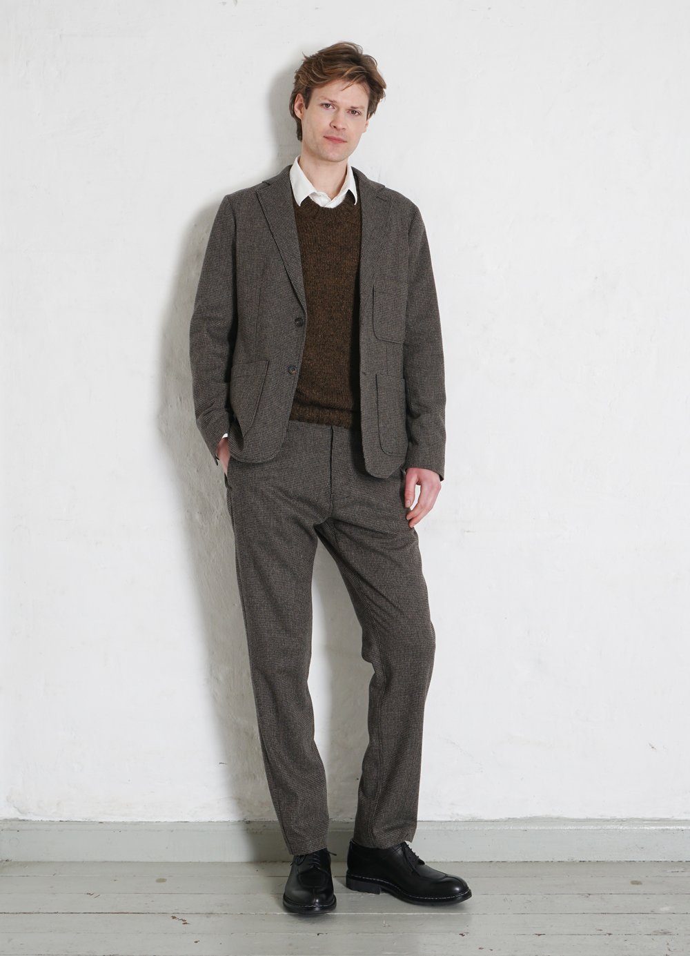 HANSEN GARMENTS - CHRIS | Classic Two Button Blazer | Rocks - HANSEN Garments